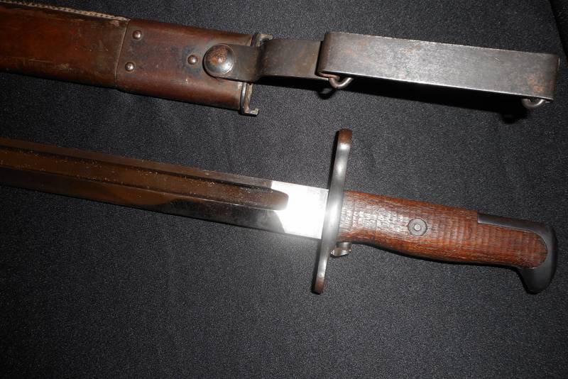 This M1905 bayonet was made in 1906--this was the first year of Springfield...