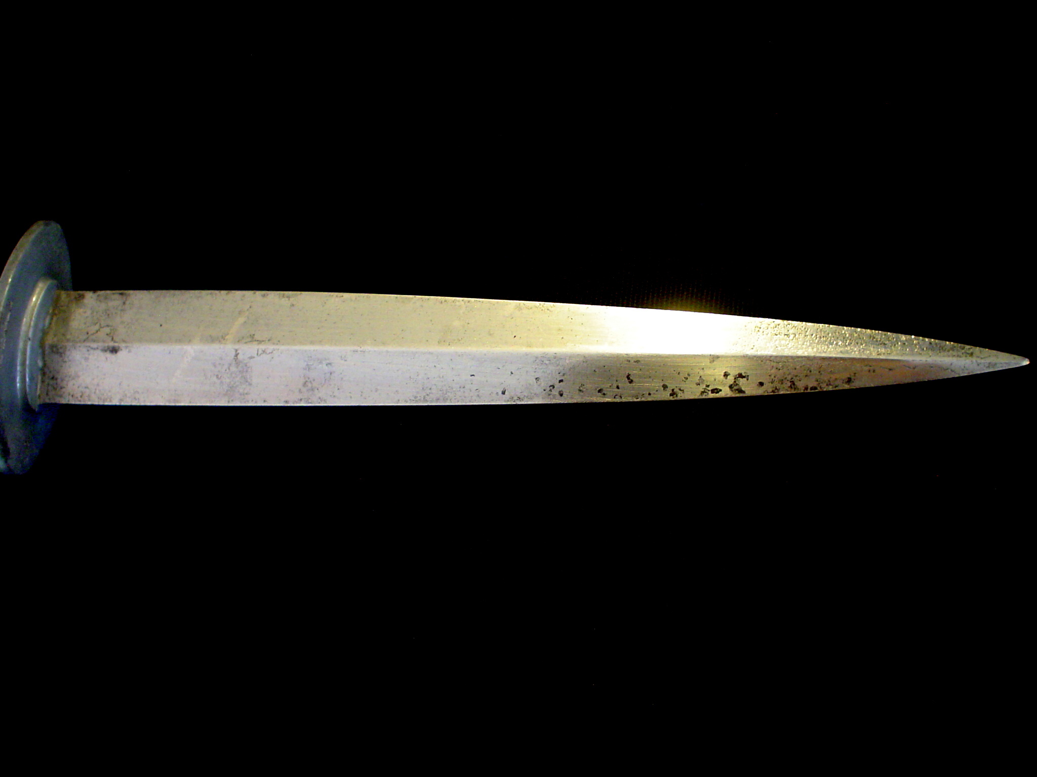 Original U.S. WWII USMC Marine Raider Stiletto Dagger by Camillus with –  International Military Antiques