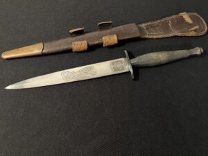 Lt ID’d WILKINSON WW2 Fairbairn-Sykes Commando Fighting Knife/BANNER ETCHED