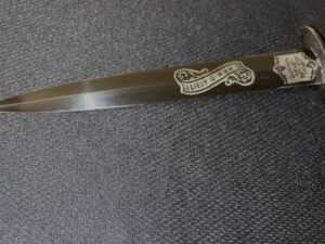 ID’d WILKINSON WW2 Fairbairn-Sykes Commando Knife/‘XXX’ (30 Corps) BANNER ETCHED