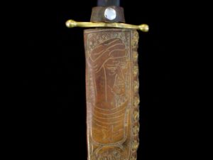 -NORTH AFRICAN THEATER ARTWORK-US WW2 Collins V44 Fighting Survival Knife