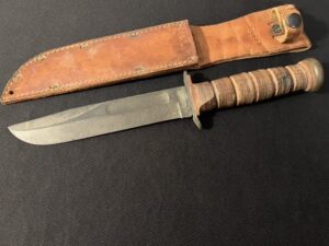 EARLIEST VERSION—US WW II ROBESON USN Mark 2 Fighting Knife -Red Spacer/BOYT 43