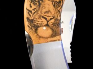 1979-80 Al Mar Bulldog II Knife -Yellow USA/Seki -Tiger Scrimshaw by C HARGRAVES