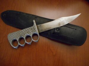RARE VARIATION Australian WW II Knuckle Fighting Knife -Aussie Combat -WW2
