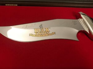 BUCK—WILDE BILL CODY—Custom Shop 904 Subhilt Bowie Knife-15 Year Service Award