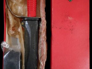 -Mint in ORIGINAL BOX- VINTAGE Pre-64 Puma FROGMAN Dive Knife