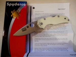 RARE—SPRINT RUN—SPYDERCO C41MP5 Native 5 EDC FORUMS Moonglow Knife -C41