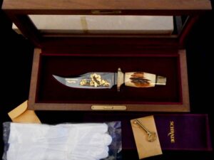 VINTAGE Schrade USA WW II Pearl Harbor Presentation Bowie Knife -Stag/Gold Etch