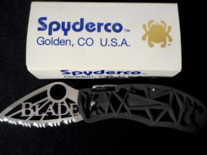 Vtg Spyderco C35SBK BLADE MAGAZINE “Q” Knife/COLLECTOR CLUB C35 -Early WHITE BOX