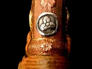 Antique Japanese WW2 Sword TSUKA Handle-FAMILY MON-Army/Samurai WW II Gunto/Old