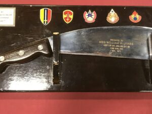 Vietnam War SOG Knife/US Presentation Fighting Bolo/SILVEY BOOK KNIFE/Collection