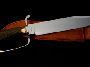 HUGE! Steve VOORHIS D-Guard Bowie Knife -Stag -Knuckle