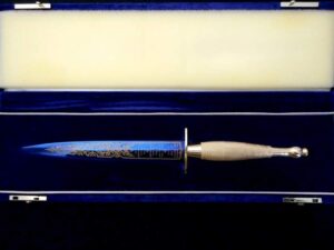 Wilkinson Sword BATTLE OF THE BULGE Commemorative WW2 Fairbairn-Sykes Knife