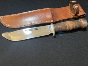 Unissued US WWII Cattaraugus 225Q Knife