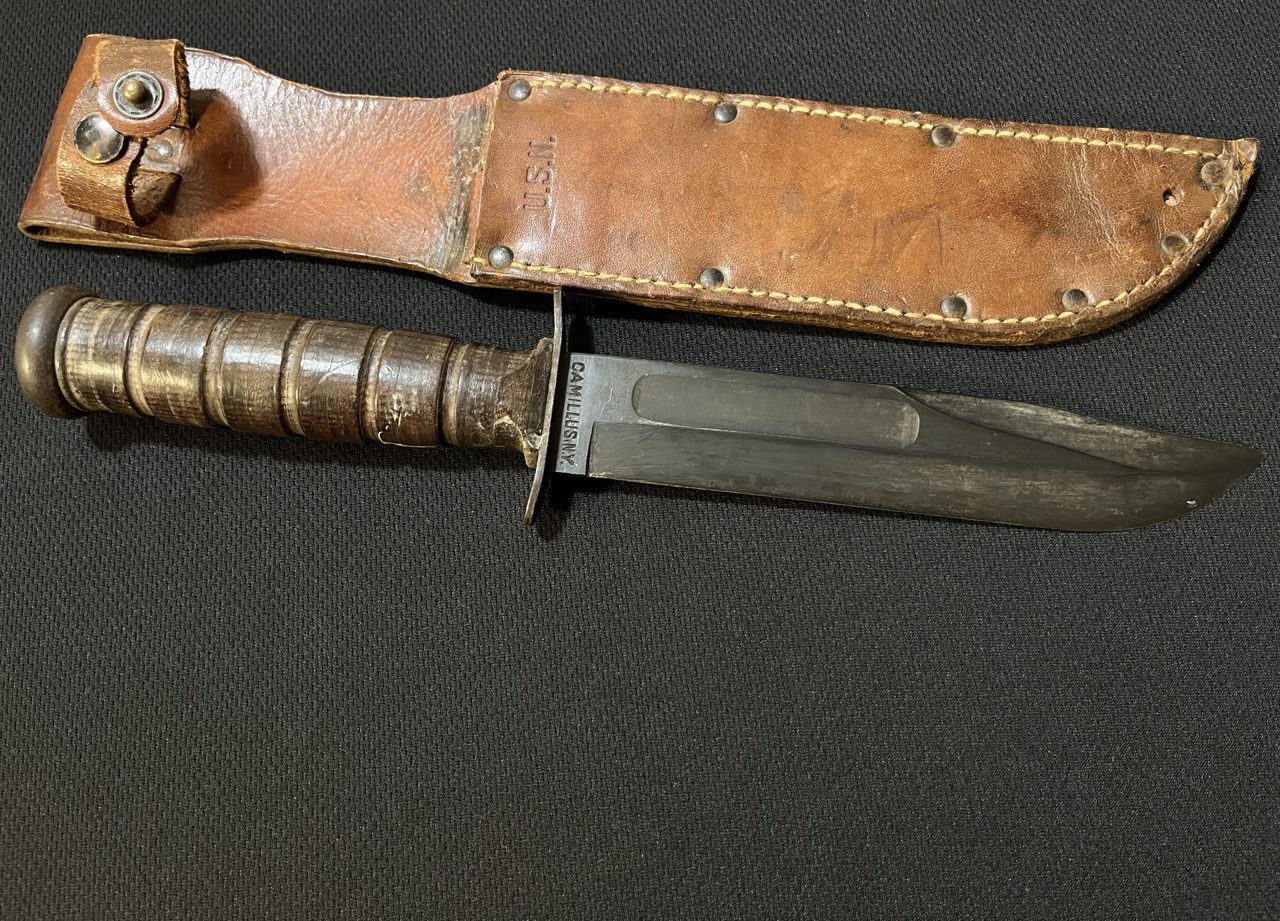 Unissued US WWII Camillus Screw Top Mark 2