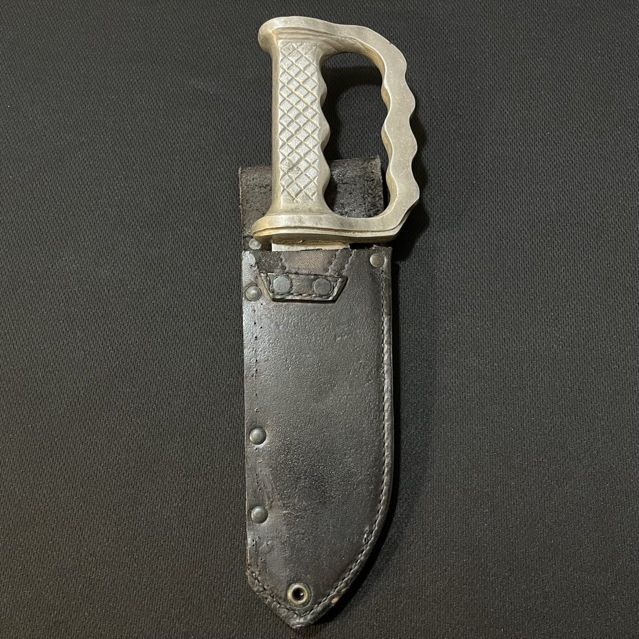 WWII NZ New Zealand Knuckle Knife