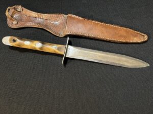 US WWII John Ek model 7 Commando knife