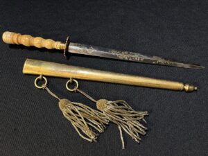 Early American Naval Dirk with Rare Original Gold Wire Knots/Portopees