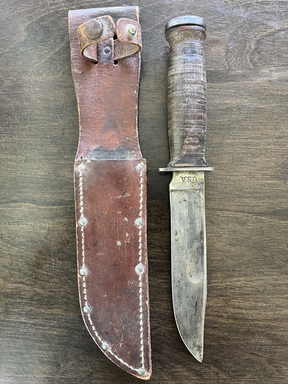US WWII Knives Lot of 20 -Issue and Theater -10 Vet ID'd -WW2 Collection - Image 5