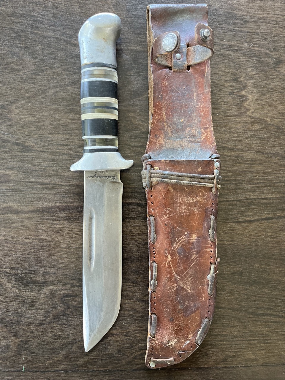 US WWII Knives Lot of 20 -Issue and Theater -10 Vet ID'd -WW2 Collection - Image 17