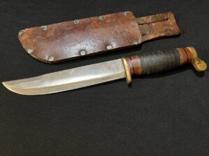 Good Looking WWII Theater Knife